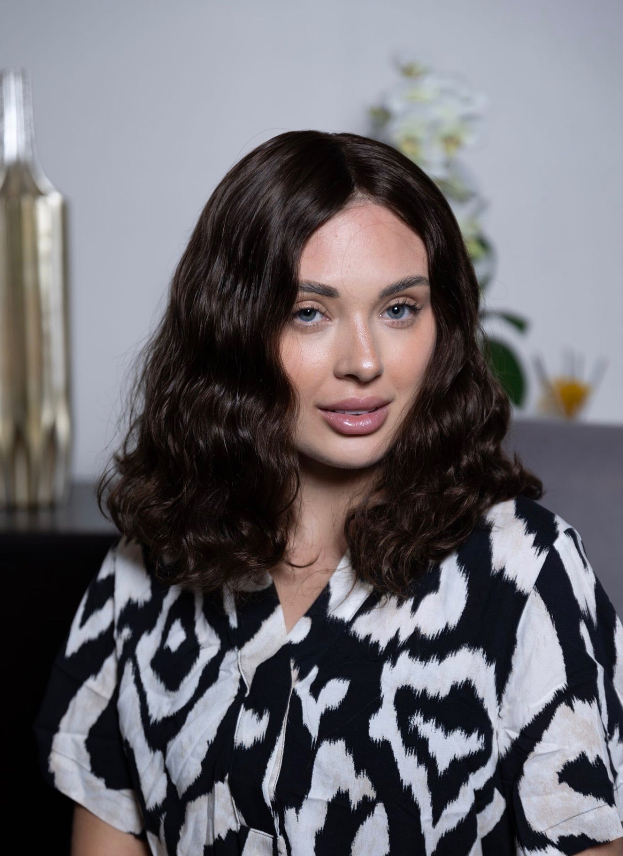 Nat | Wavy Short Human Hair Wig | Easy Styling